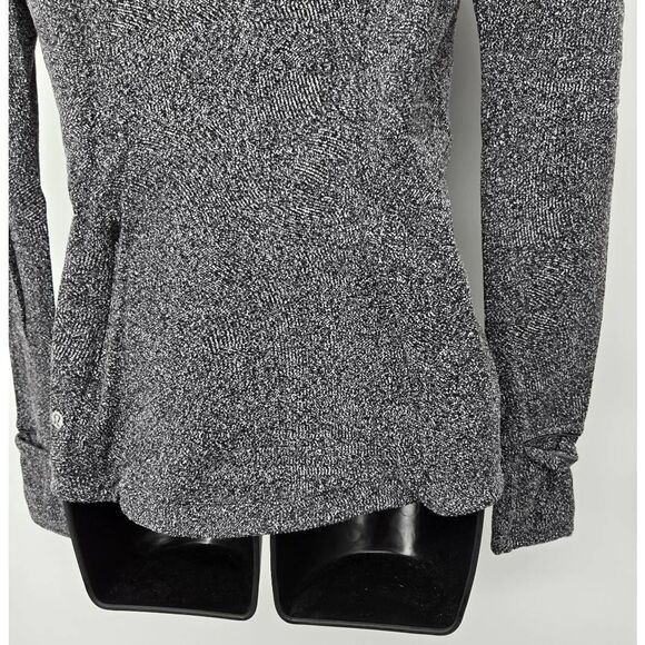 Lululemon Runderful Long Sleeve Size 8 Reconnect Jacquard White Black Top - Picture 9 of 11